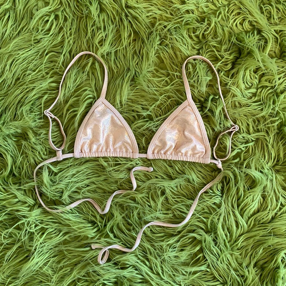 Sparkling Dippin Daisies bikini top !!! ✨